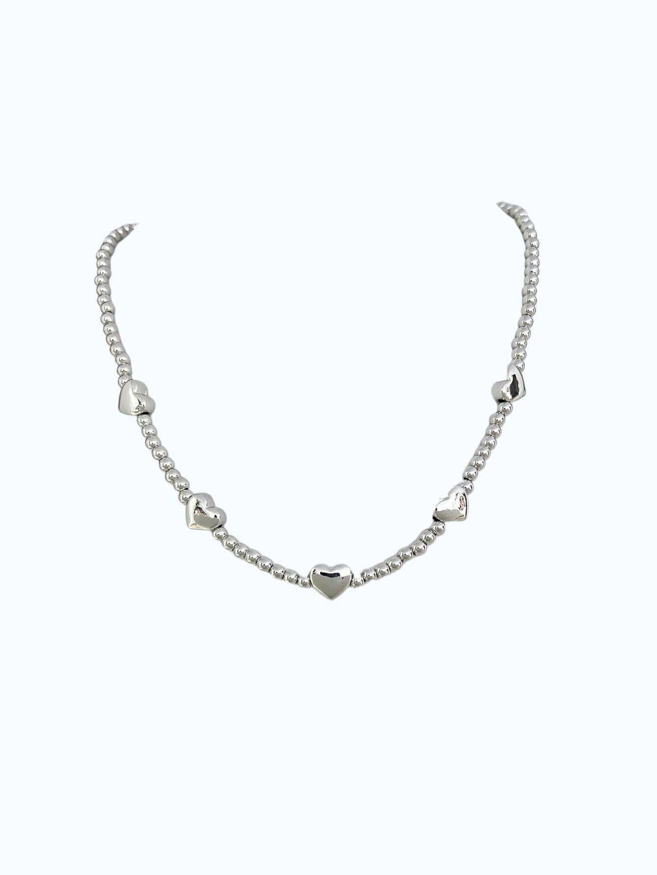 Collar corazones.
