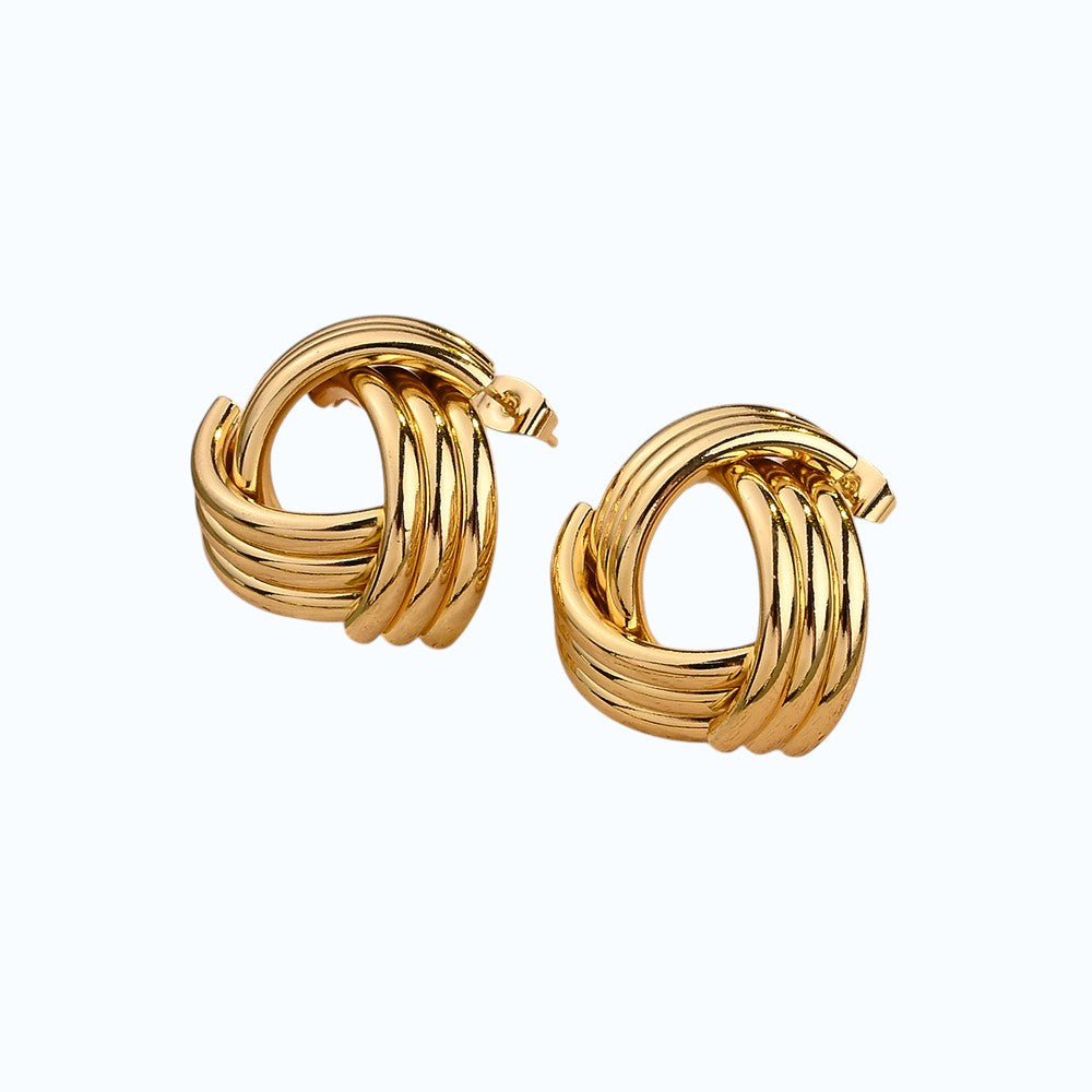 Aretes de botón.