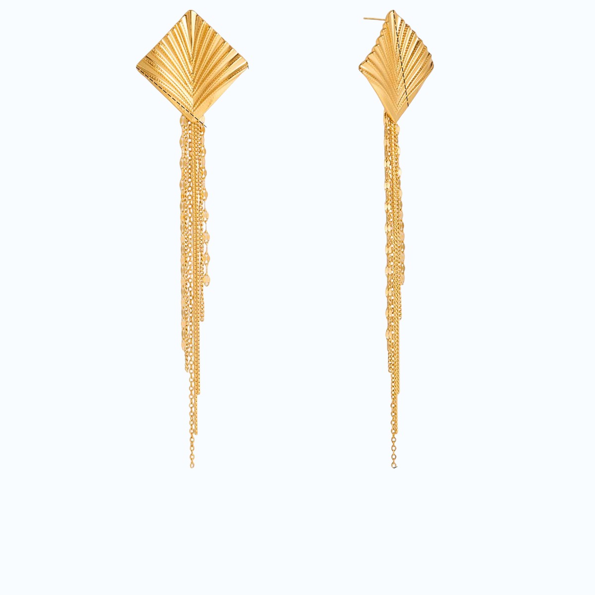 Aretes colgantes.
