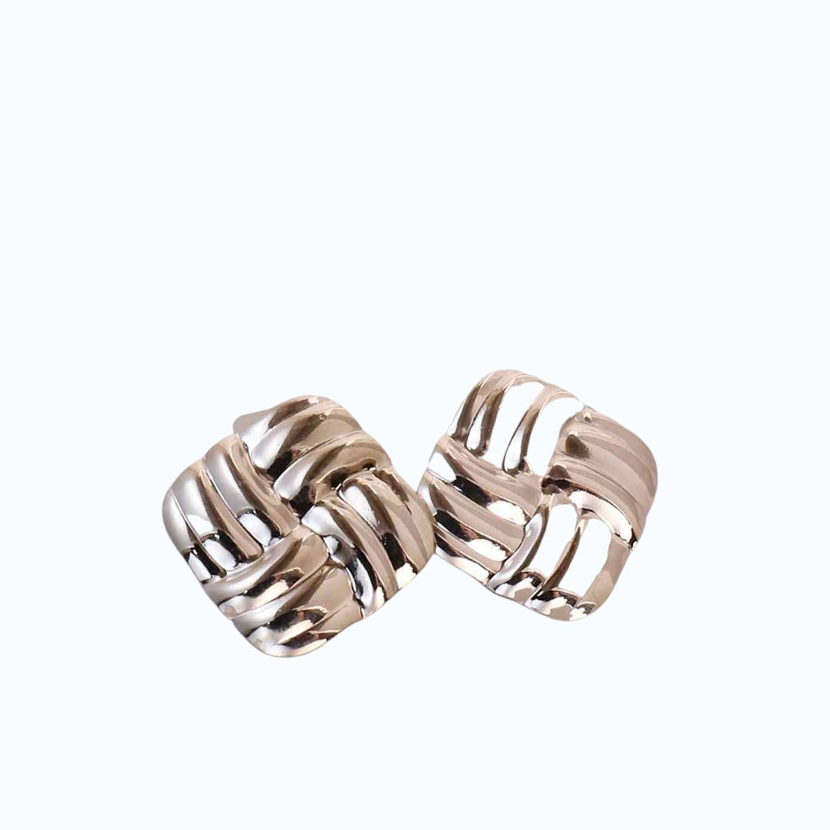 Aretes criss-cross.