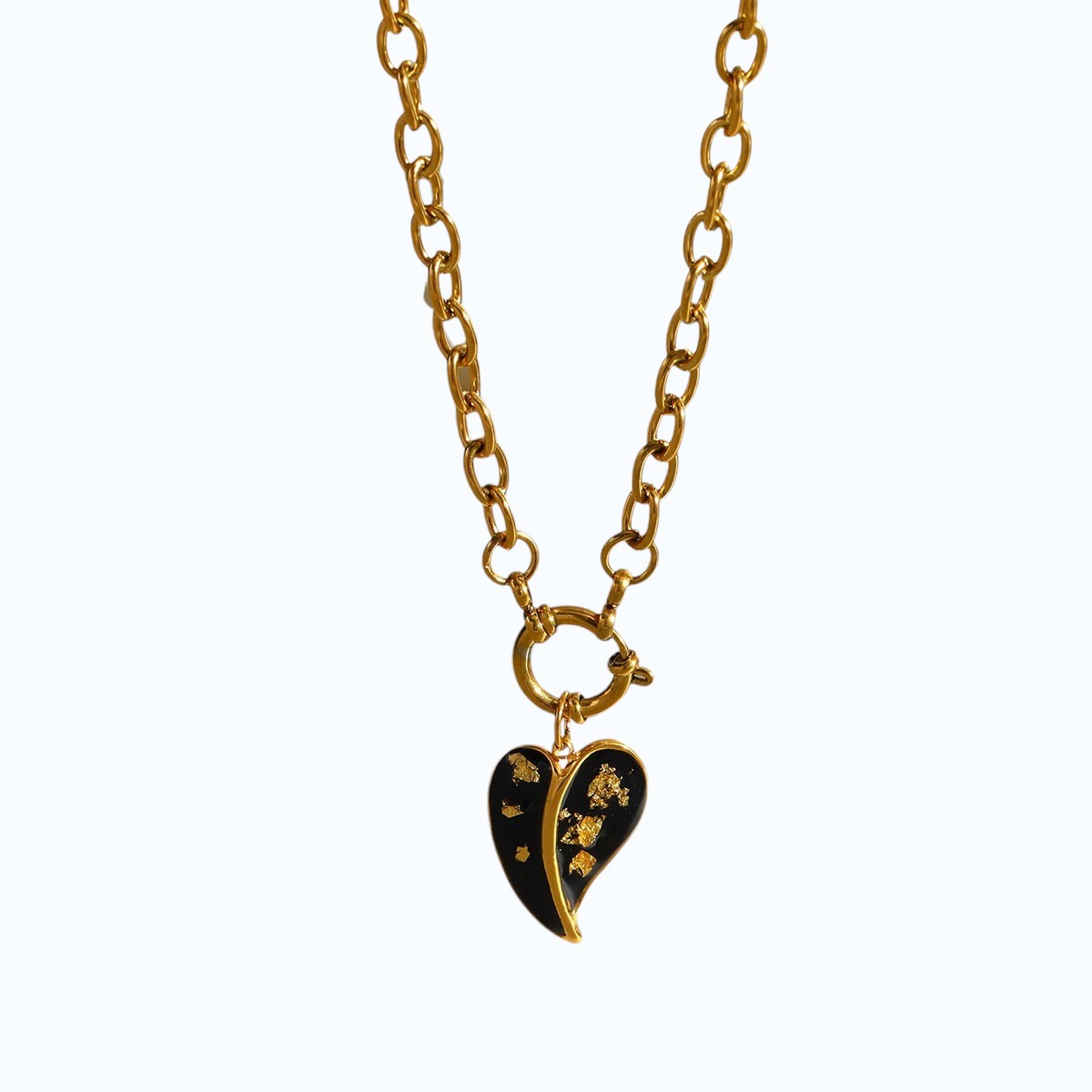 Corazón a la mitad.