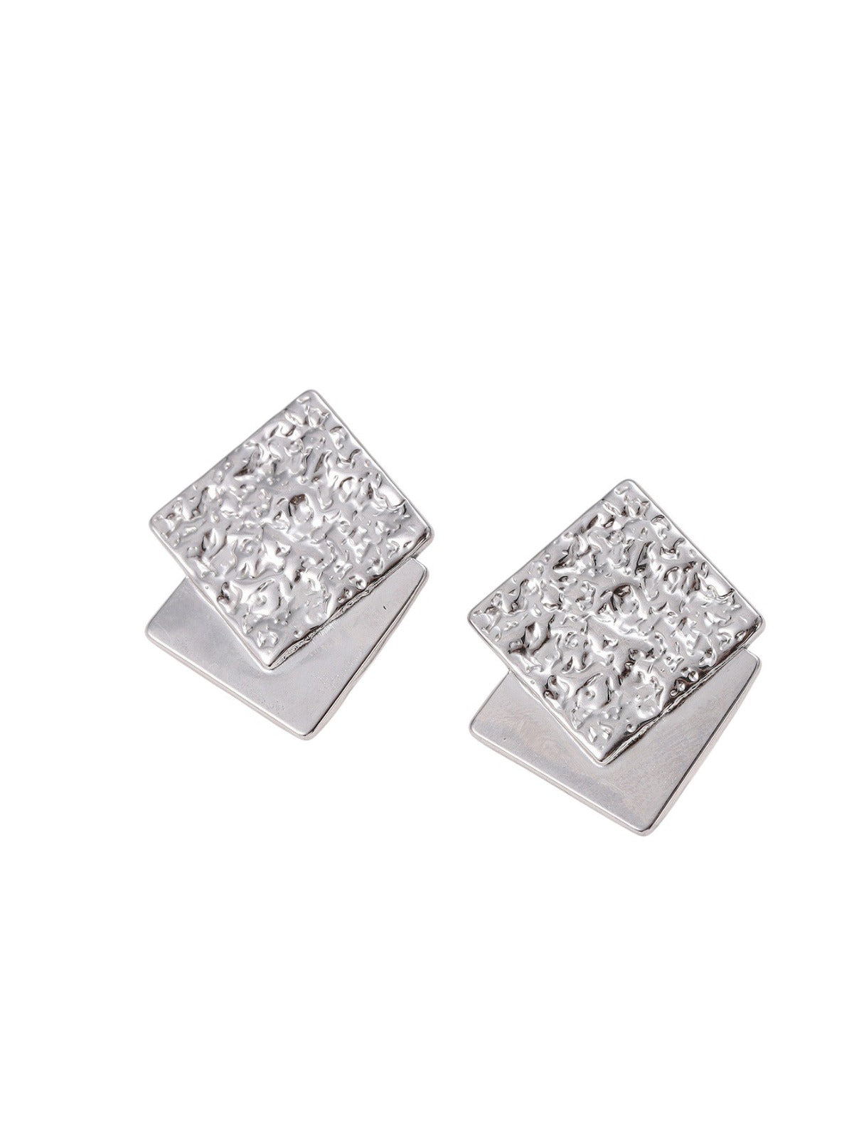 Aretes cuadra.