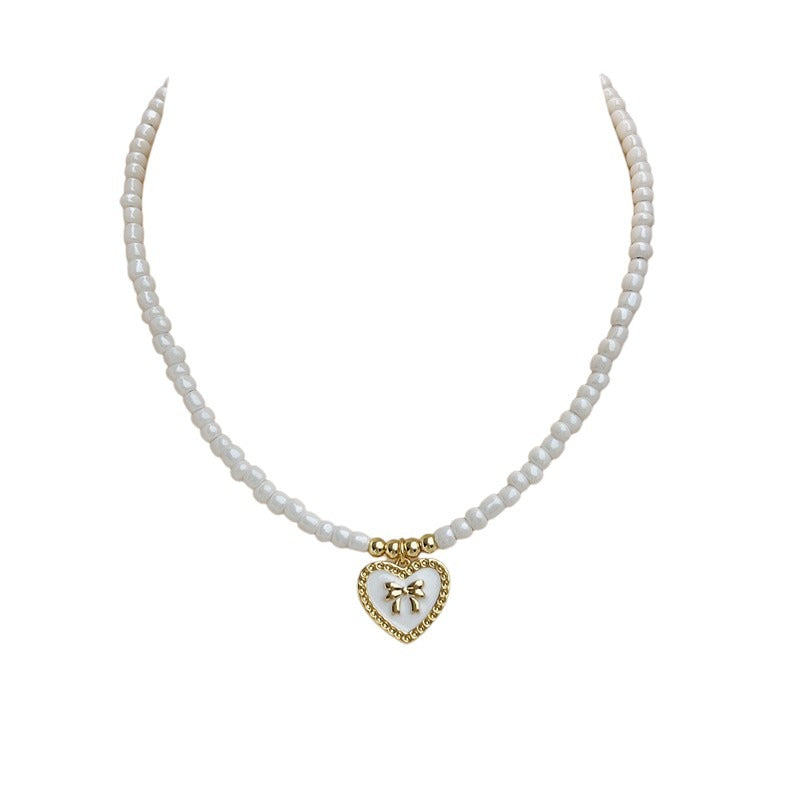 Collar perlita.
